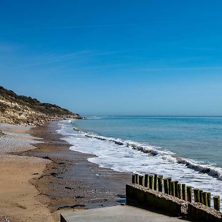 Whitecliff Bay Holiday Park Bembridge Exterior photo