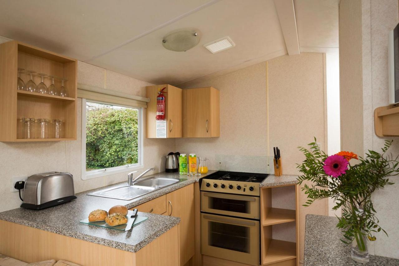 Whitecliff Bay Holiday Park Bembridge Exterior photo